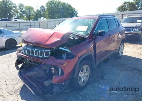 2022 Jeep Compass Latitude 4X4 из США, поврежденный, VIN 3C4NJDBB2NT165521